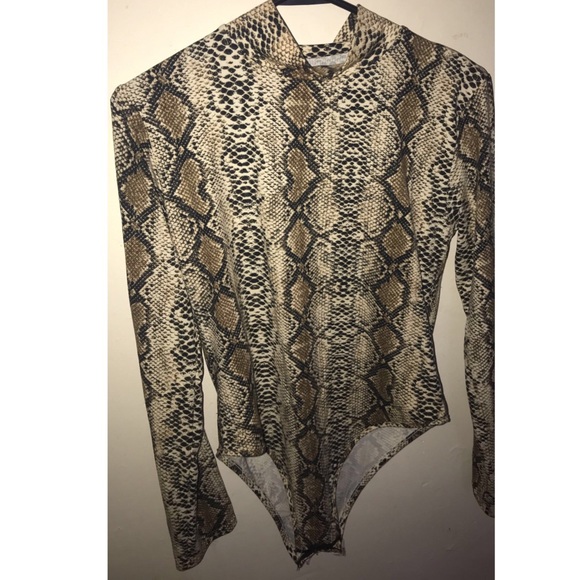 Snake Print Bodysuit - Picture 4 of 4